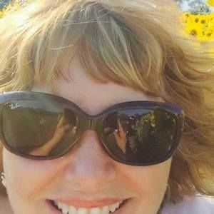 Meet your Posher, Paula